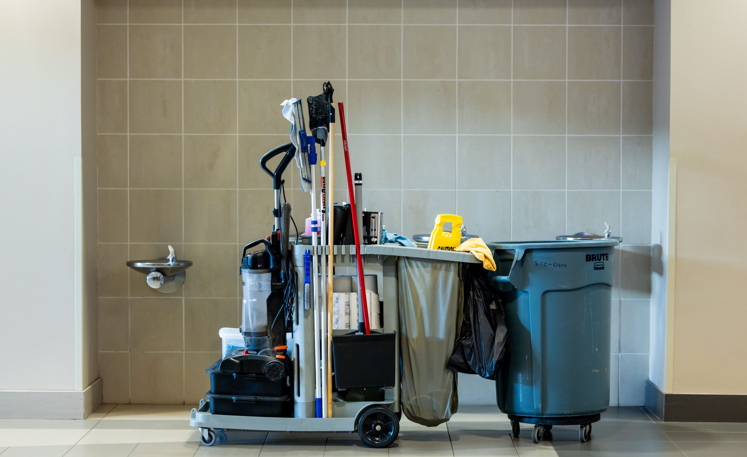Commercial Cleaning service image 3